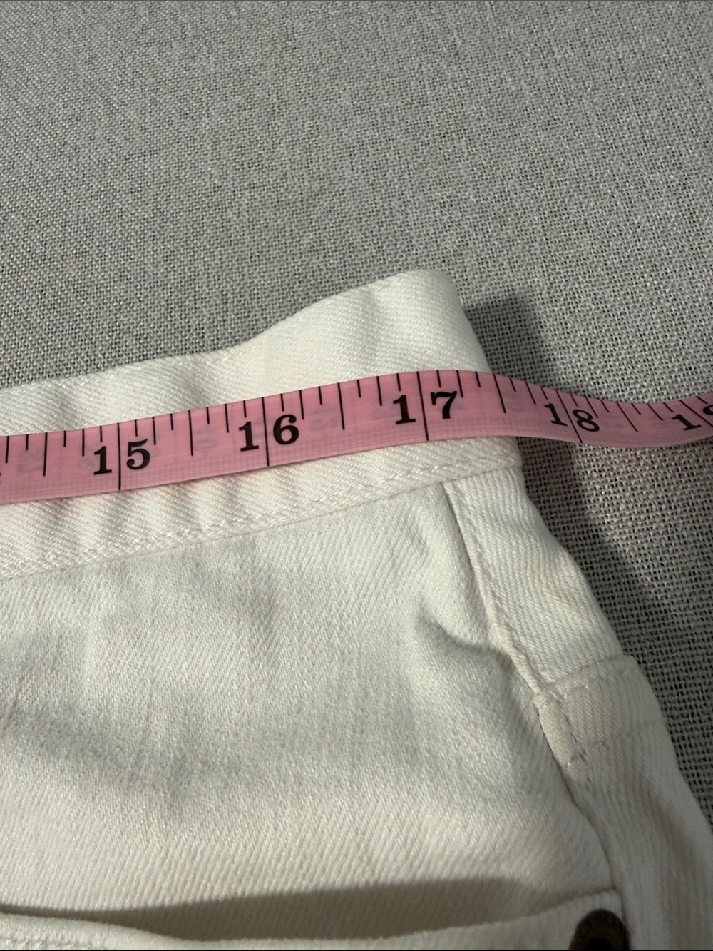 Ralph Lauren White Denim Mini Skirt Size 10. - Picture 9 of 12